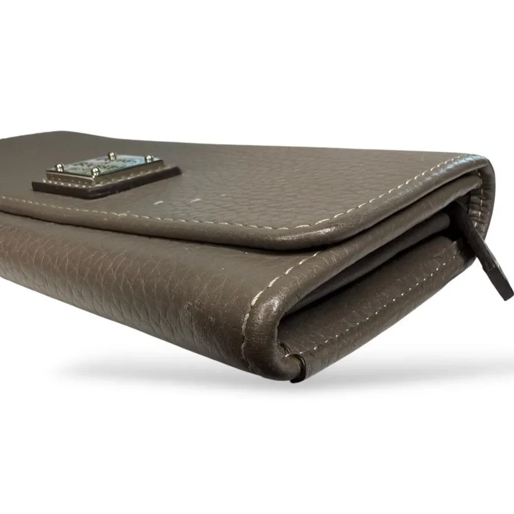 ▪️DOONEY & BOURKE Pebbled Leather Bifold Snap Wallet